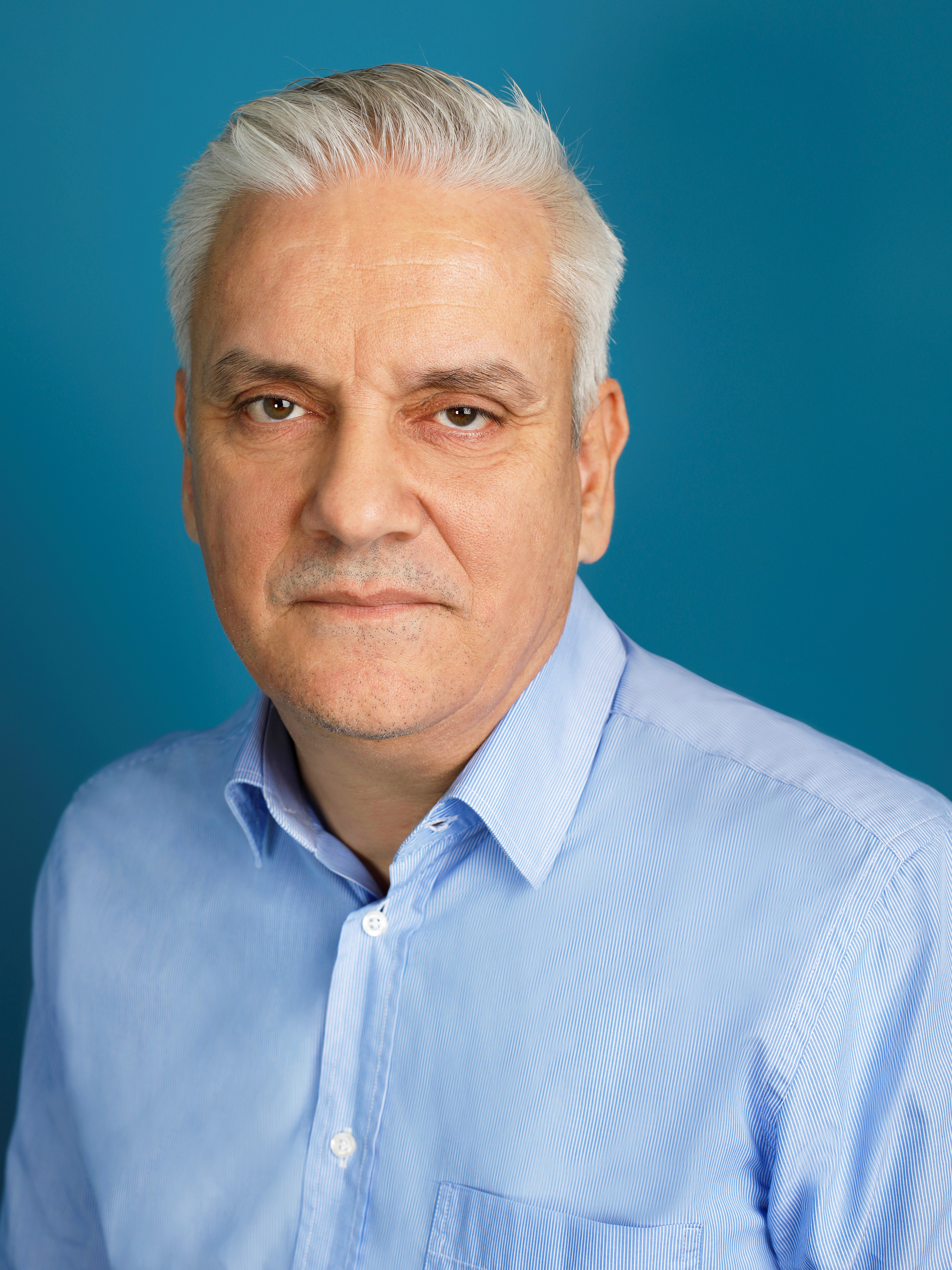Μπάμπης Τζανάκης-Director, Government Affairs